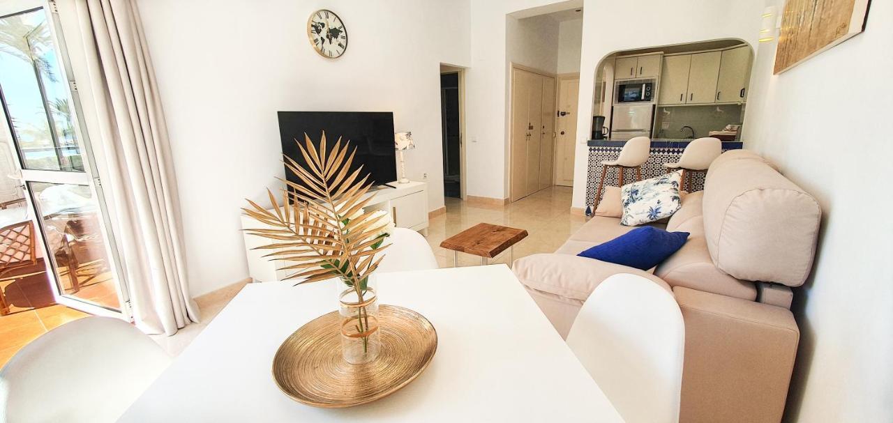 Skol 128 - Great 1-bedroom With Sea Views Lägenhet Marbella
